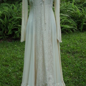 Gunne Sax Black Label Dress Ren Style in Cream With Tie Corset Size 11 ...