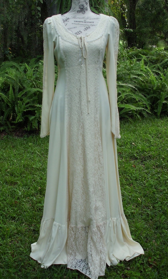 Gunne Sax Black Label Dress Ren Style in Cream wi… - image 8