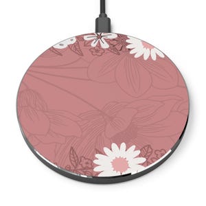 Floral Wireless Charger, Elegant Charging Pad for Home & Office, Perfect Gift for Mothers Day, Floral Decor, Eco-Friendly Tech