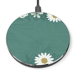 Floral Wireless Charger - Eco-Friendly Tech Accessory, Fast Charging Pad for Home Decor, Gift for Her, Mother&#39;s Day, Spring