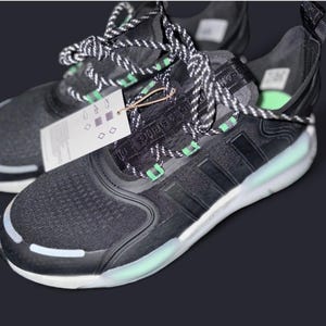 adidas Originals NMD_V3 Taille 10,5 Homme