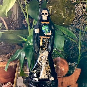 OOAK religiöse schwarze Santa Muerte La Flaca Mictlantecuhtli Sensenmann mexikanische Statue Skulptur Altar
