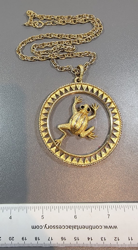 frog pendant gold tone lucite big disco necklace