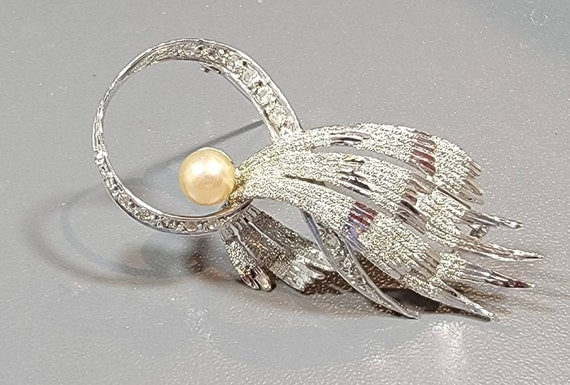 modernist brooch faux pearl sterling silver rhine… - image 1