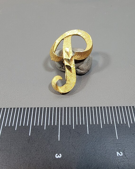 brooch initial pin letter P cursive script gold t… - image 4