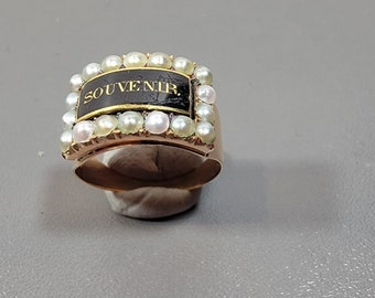 mourning ring engraved enamel split pearls souvenir