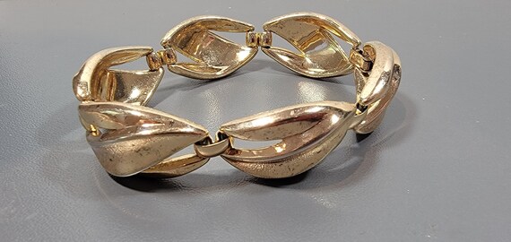 trifari bracelet golden link Bracelet Vintage Tri… - image 3