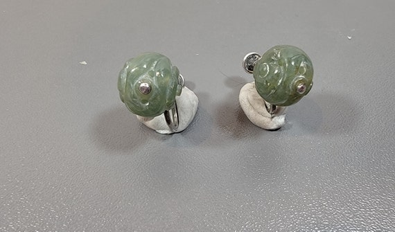 Jade Bead earrings screw on antique