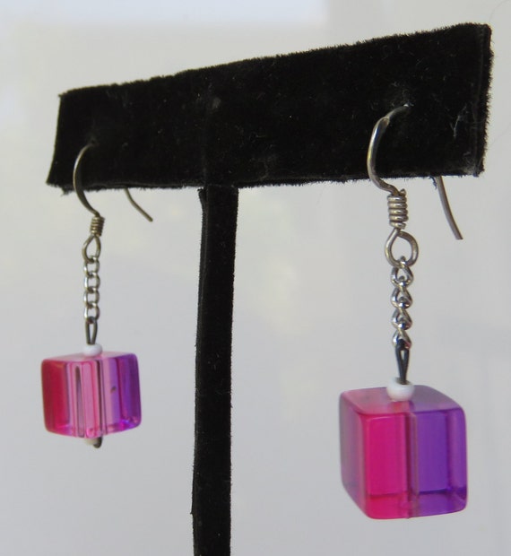 Pink purple earrings lucite dangle cubes pierced vintage seventies earrings