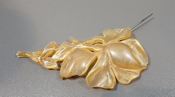 French floral brooch art nouveau pressed horn floral design