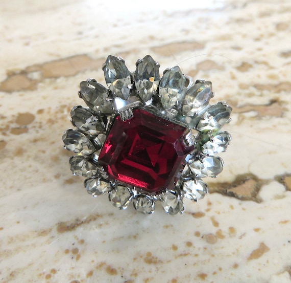 ruby red glass fashion ring rhinestone halo cockt… - image 2