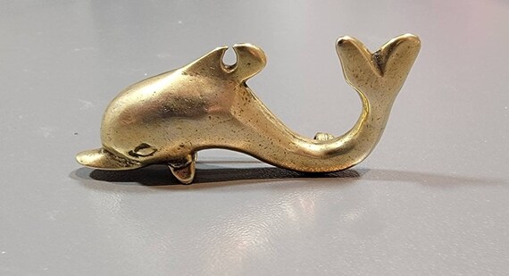 dolphin brooch met museum jewelry gold plated