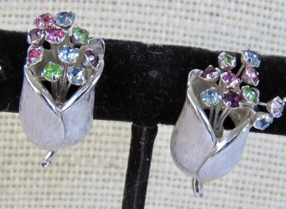 silvertone clip earrings cool sixties glamour - image 1