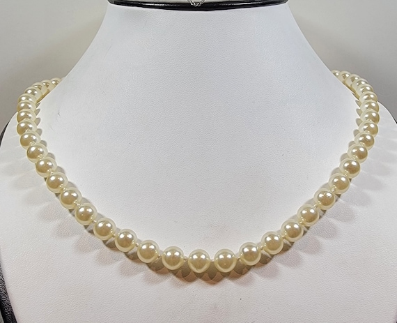 wedding necklace cream faux pearl strand vintage