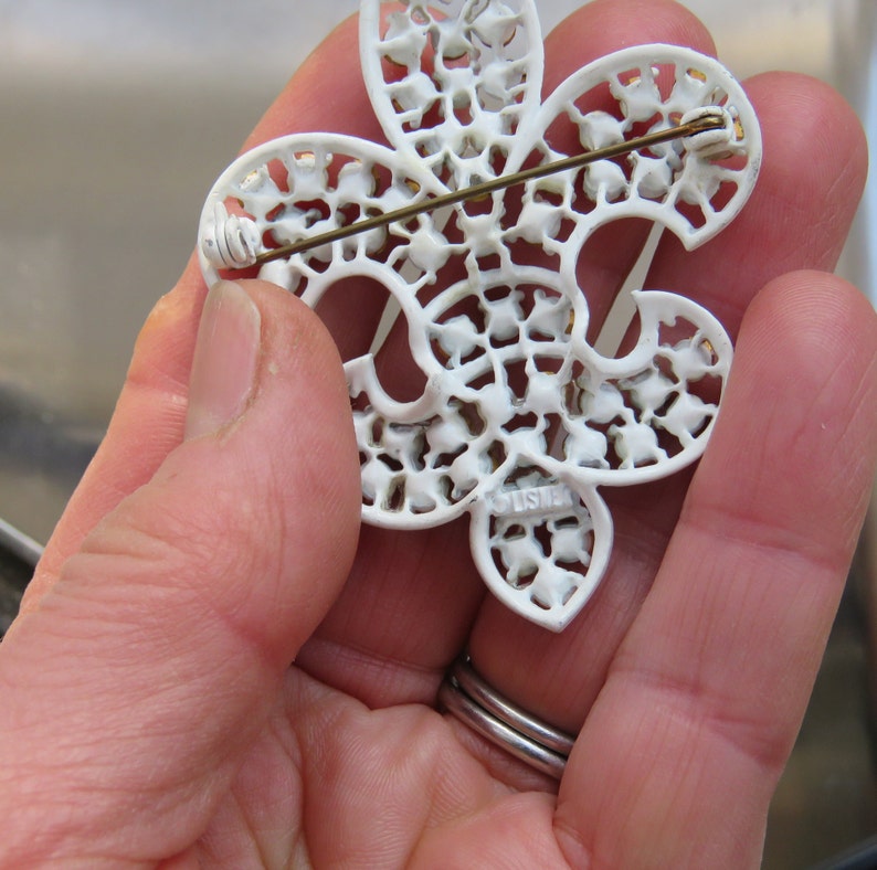 Fleur de lis brooch white enamel white rhinestones lisner fleur-de-lys