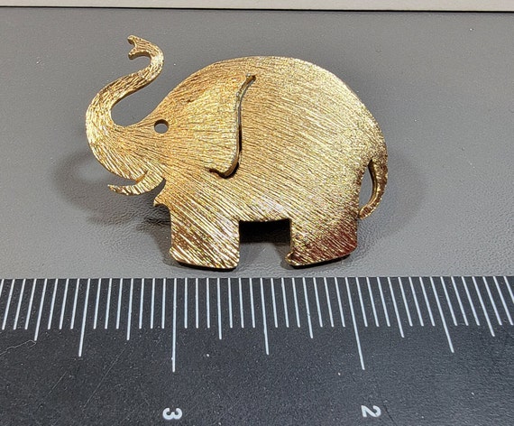 elephant brooch gold tone charming sweet design n… - image 4