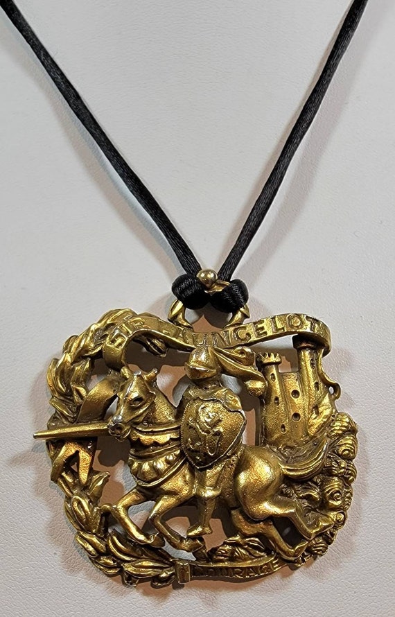 knight pendant gold tone sir launcelot necklace - image 7