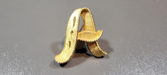 brooch initial pin letter a cursive script gold t… - image 3