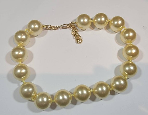 jumbo pearl Necklace big bold adjustable choker a… - image 4