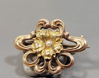 gold brooch antique sentimental flower split pearl art nouveau