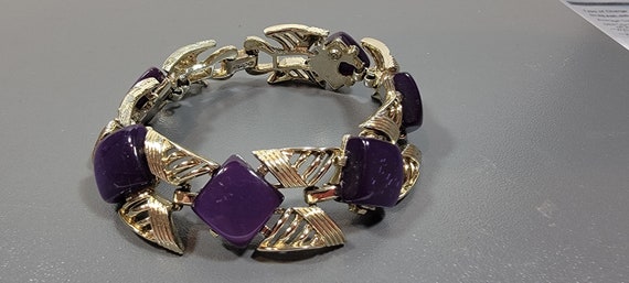Purple necklace and bracelet set vintage Coro adjustable