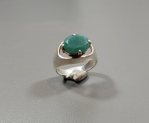 green faceted stone ring sterling silver Chrysoprase