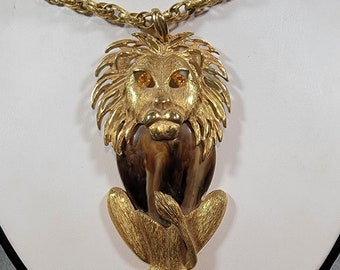 leo zodiac astrology Pendant Felines Big Cats