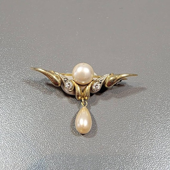pearl pin silver rhinestones vintage
