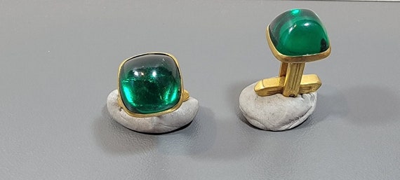 green cabochon cufflinks art deco sugar loaf