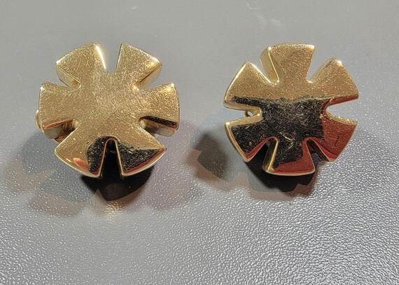 vintage earrings gold tone clip on big bold boom boom