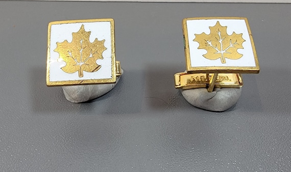 maple leaf cufflinks white enamel vintage canada