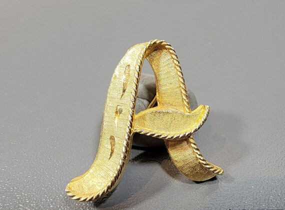 brooch initial pin letter a cursive script gold tone