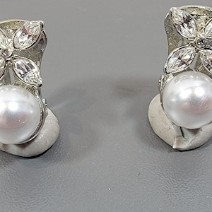 pearls and rhinestones clip on silver tone kenneth lane