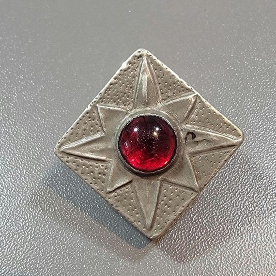 Liberty style brooch red glass cabochon starburst pattern handmade pewter