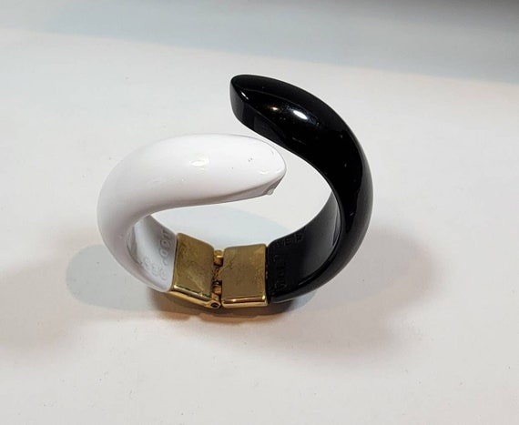 depose bracelet black white bypass bangle bracele… - image 2