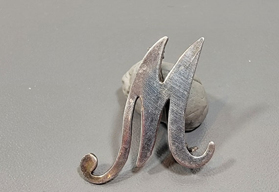 brooch initial pin letter M cursive script sterling silver