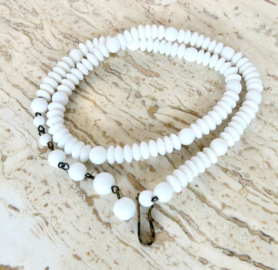 Milk Glass choker glass beads classic summer acce… - image 2