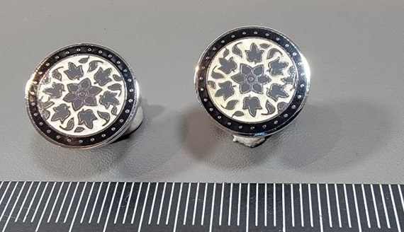 Paul Smith cufflinks round with silver tone metal nos gray and black design