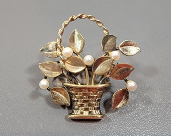 flower basket brooch yellow gold filled cultured pearls