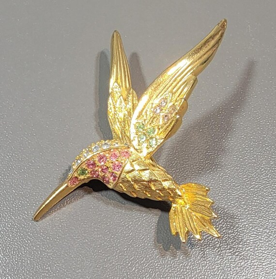 hummingbird brooch rhinestones pastel colors detailed design