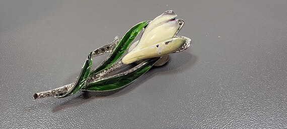 Flower brooch enamel tulip or crocus yellow marcasite rhinestone