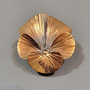 Pansy flower brooch hand made stuart nye copper viola johnny jump up violet spring flowers small