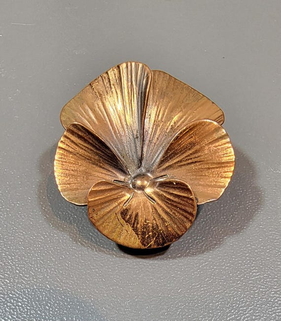 Pansy flower brooch hand made stuart nye copper viola johnny jump up violet spring flowers small