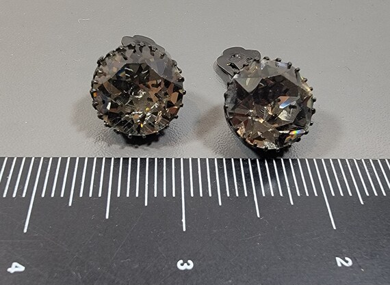 smoke rhinestone earrings black enamel clips - image 3
