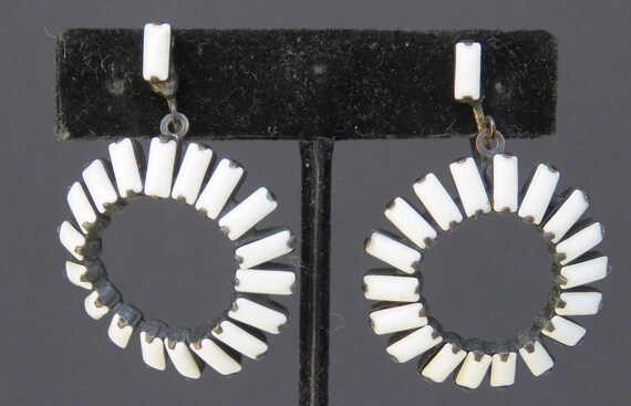 Hoop earrings White glass dangle drops