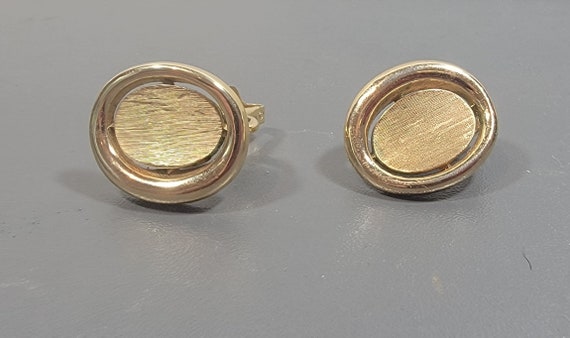 Trifari Earrings oval gold tone metal clip ons vintage