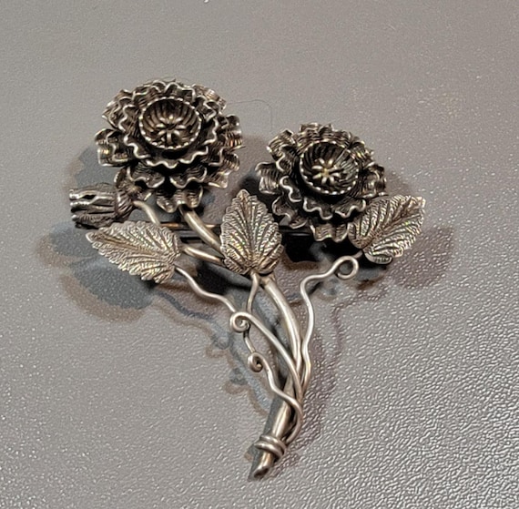 Antique flower brooch rose bouquet silver decorative many techniques