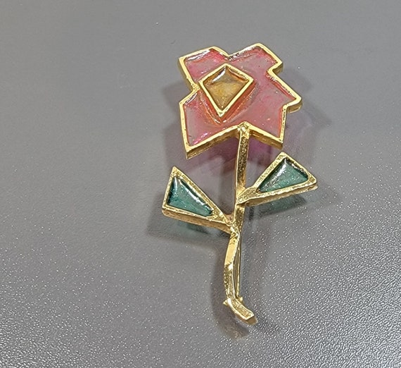 floral brooch plique a jour sixties Mr. We Flower brooch pink gold green and yellow