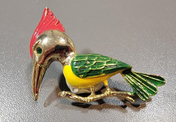 woodpecker brooch fanciful bright colors gold tone red yellow and green