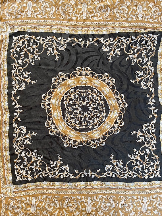 Gold and green silk scarf square Made in Italy